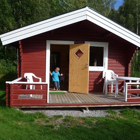Stensjoe Camping Hotel Vastra Stensjo ภายนอก รูปภาพ